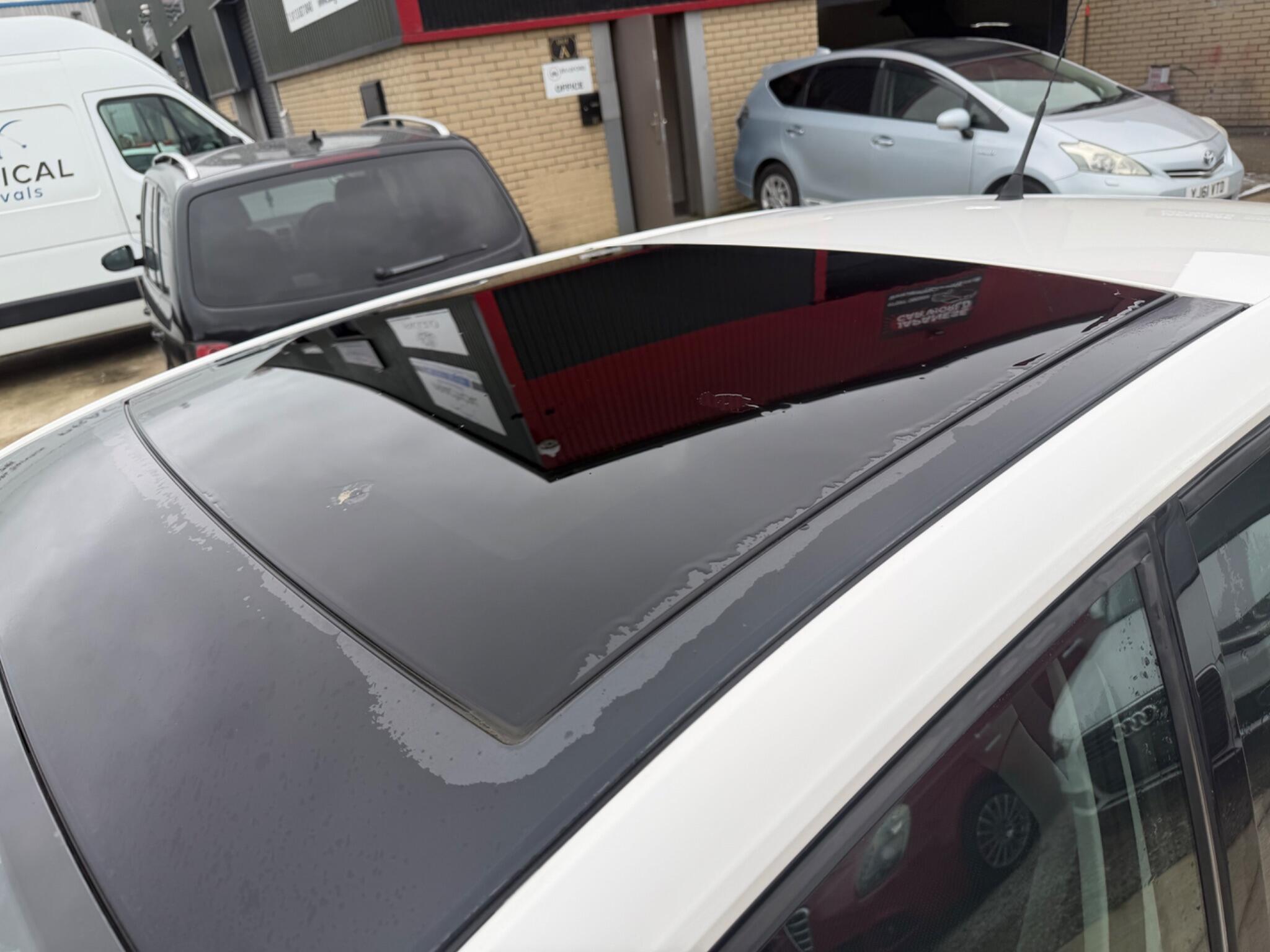 Volkswagen up! - Image 13