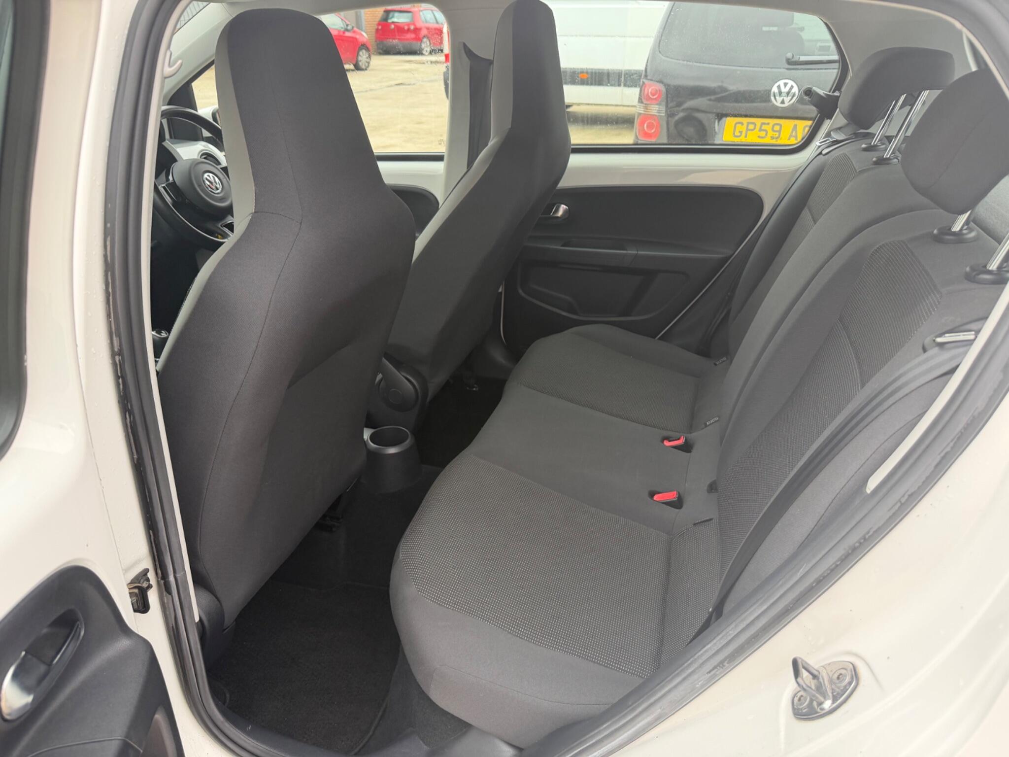 Volkswagen up! - Image 17