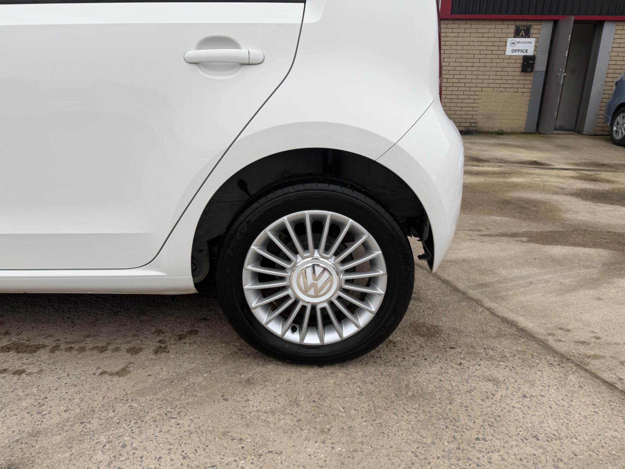 Volkswagen up! - Image 34