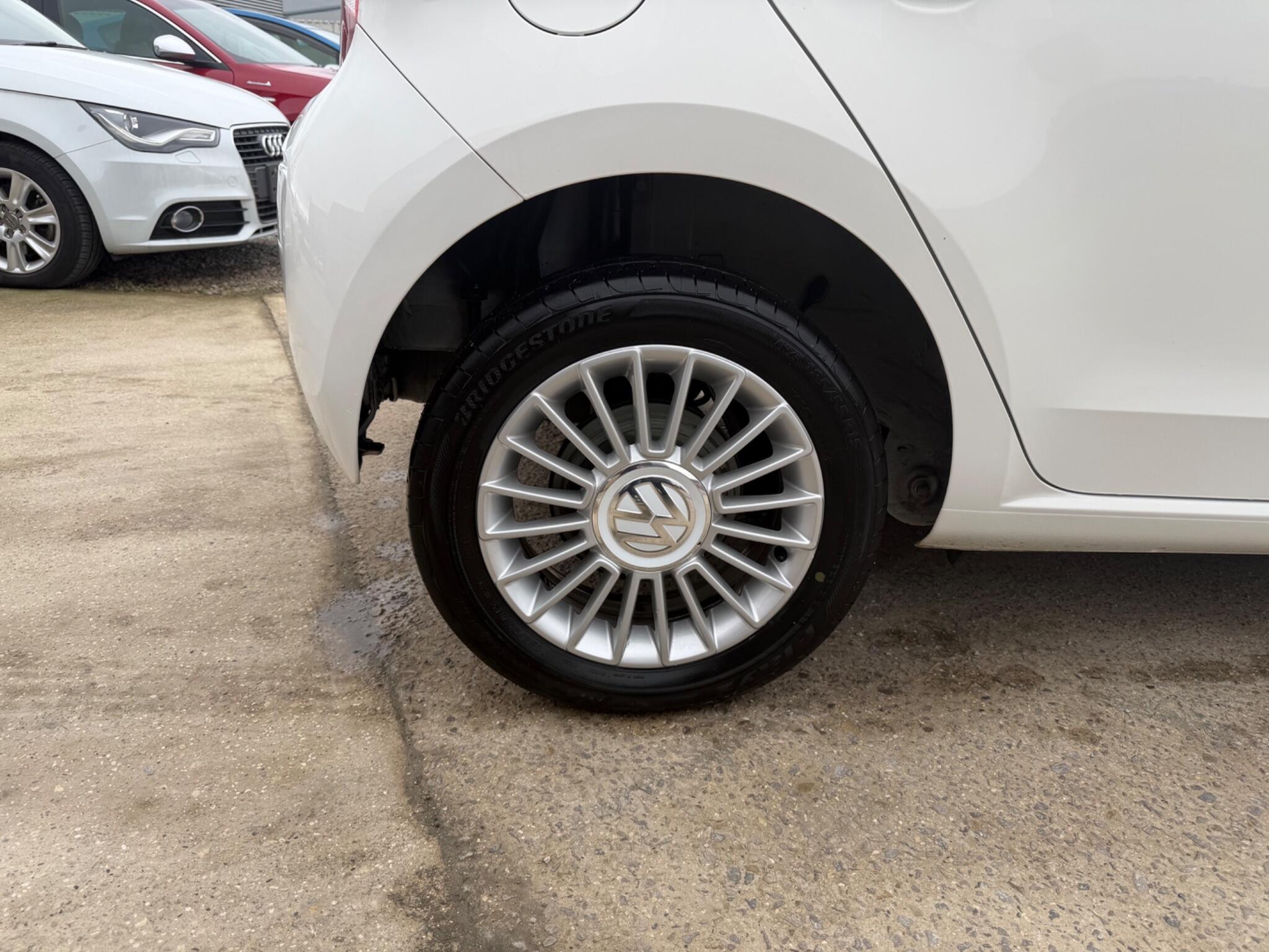 Volkswagen up! - Image 36