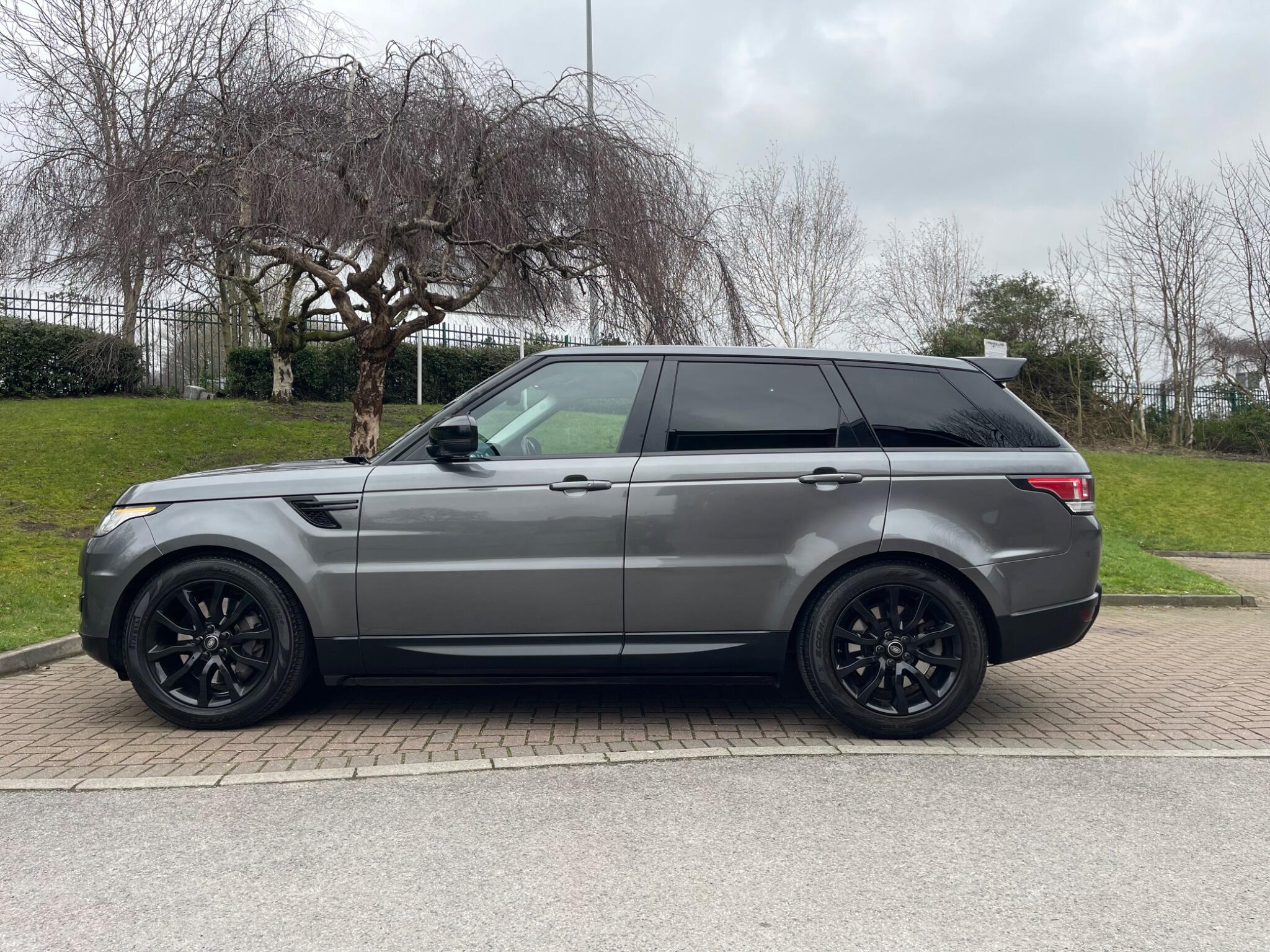Land Rover RANGE ROVER SPORT - Image 8