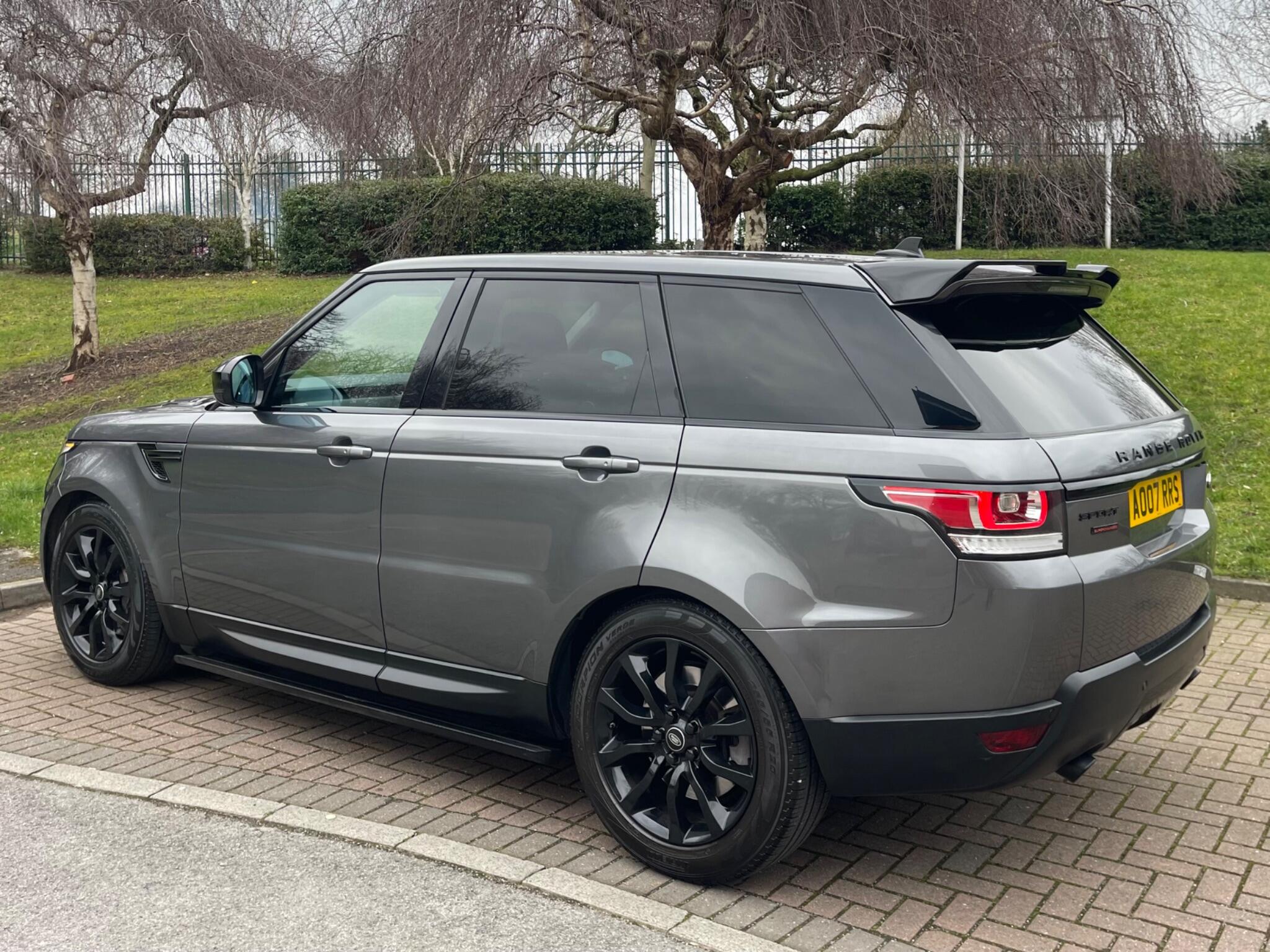 Land Rover RANGE ROVER SPORT - Image 11