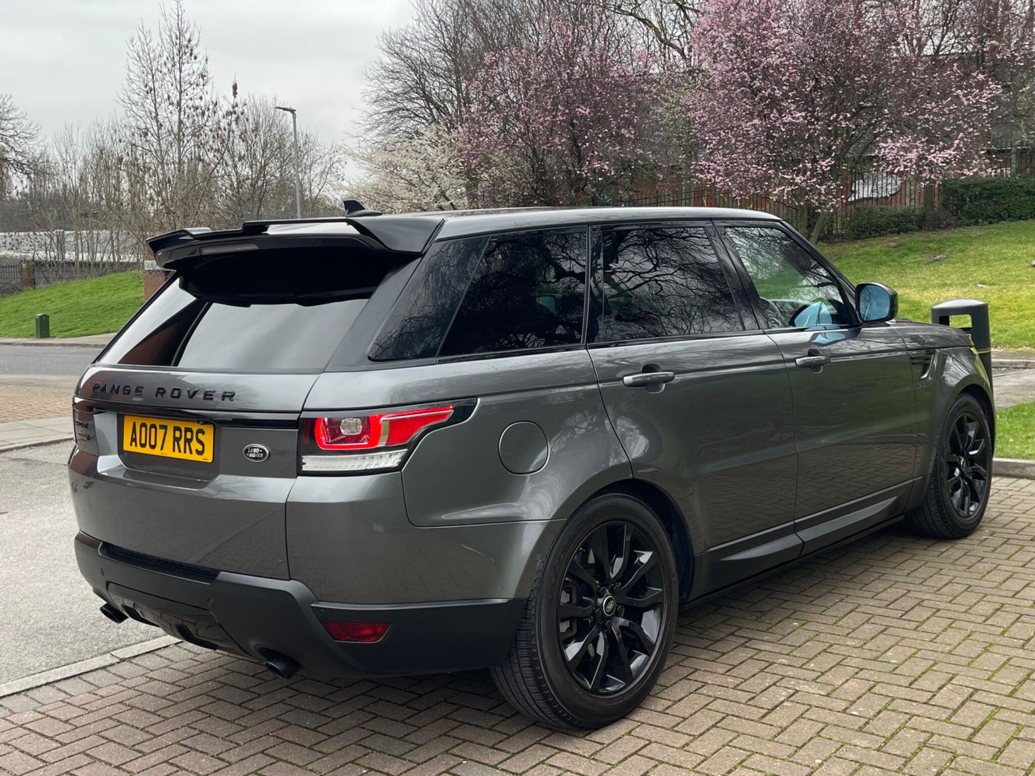 Land Rover RANGE ROVER SPORT - Image 16