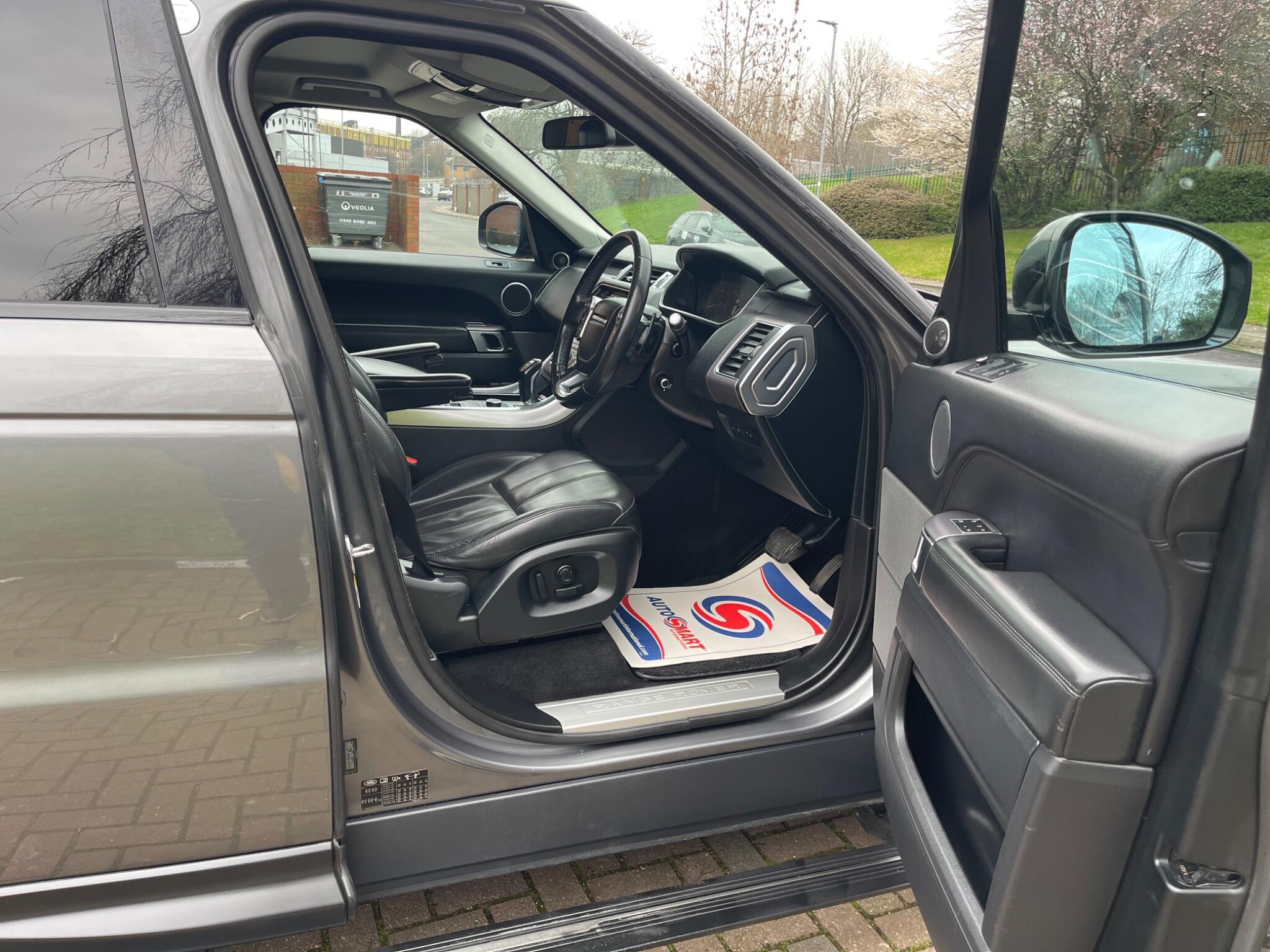 Land Rover RANGE ROVER SPORT - Image 38