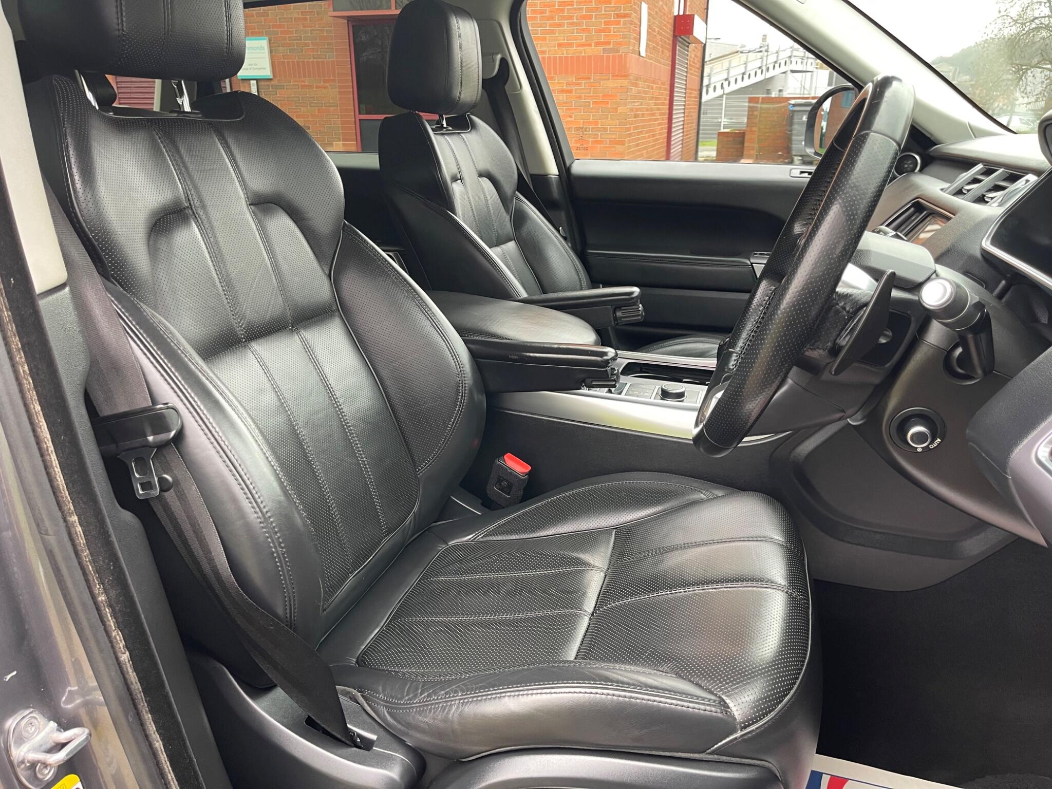 Land Rover RANGE ROVER SPORT - Image 44