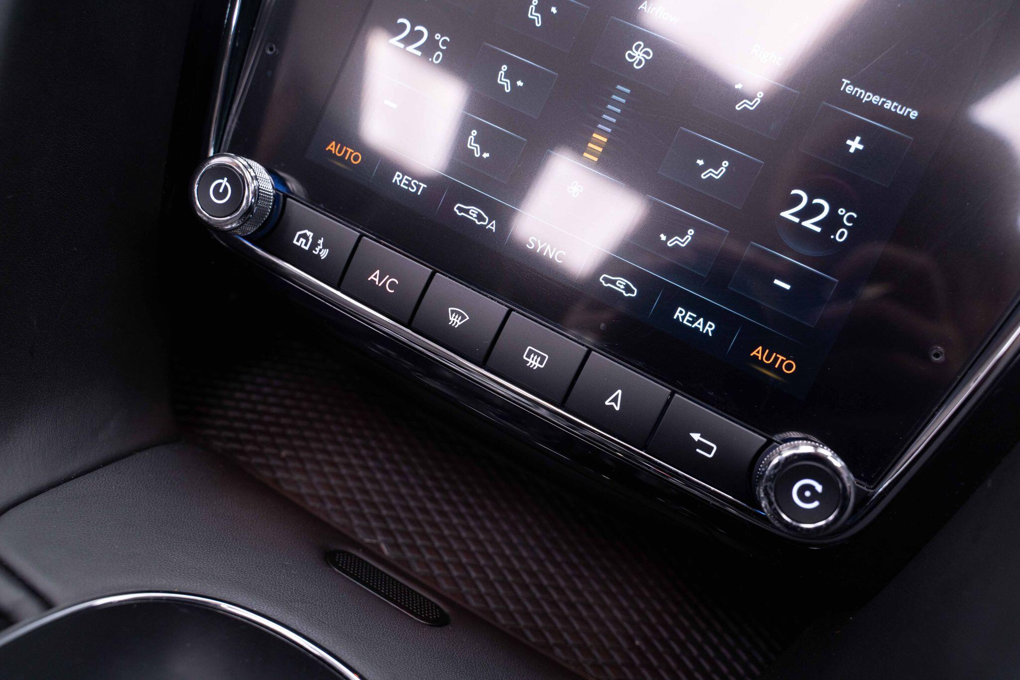 Bentley Continental - Image 32