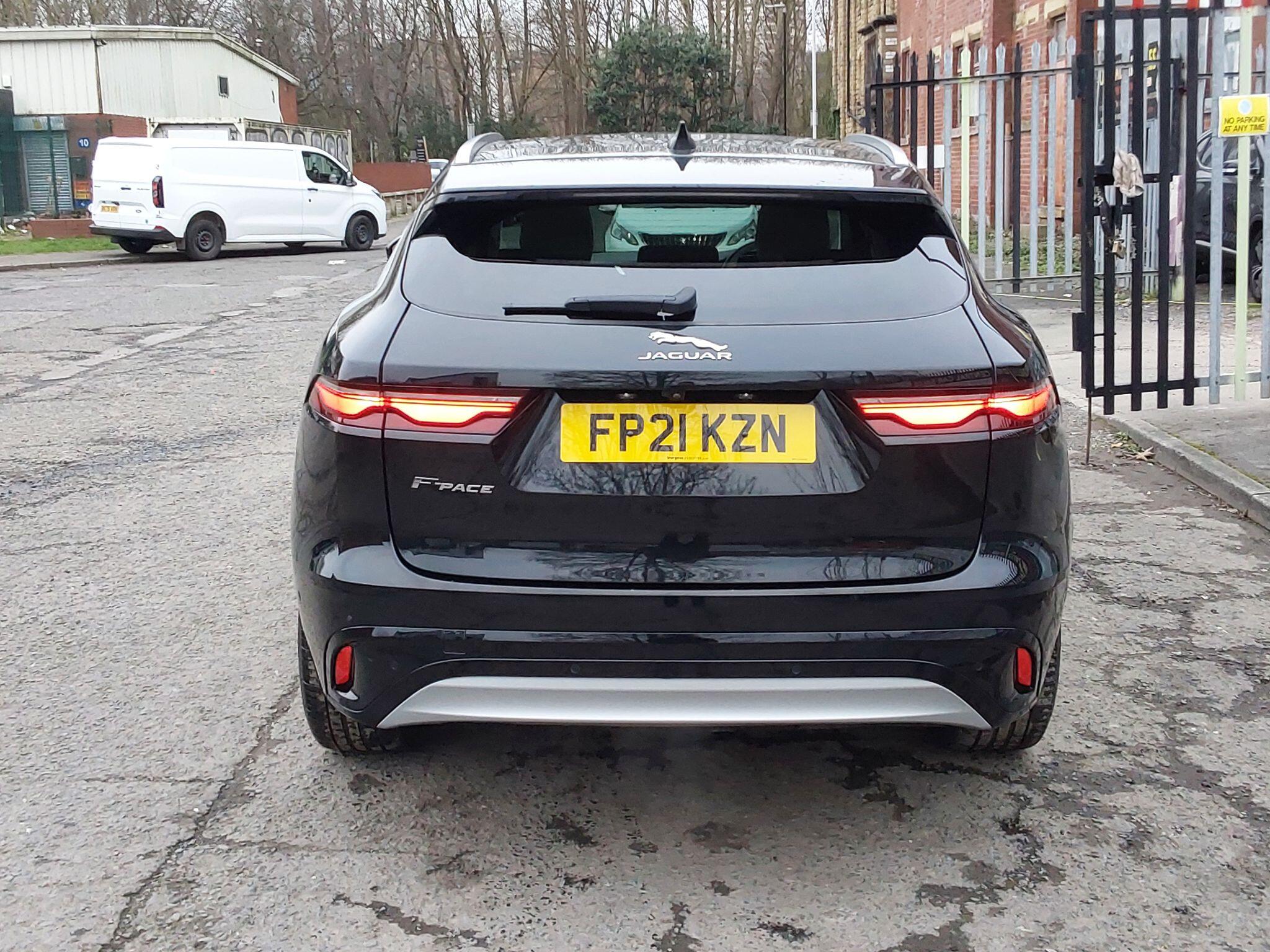 Jaguar F-Pace - Image 12