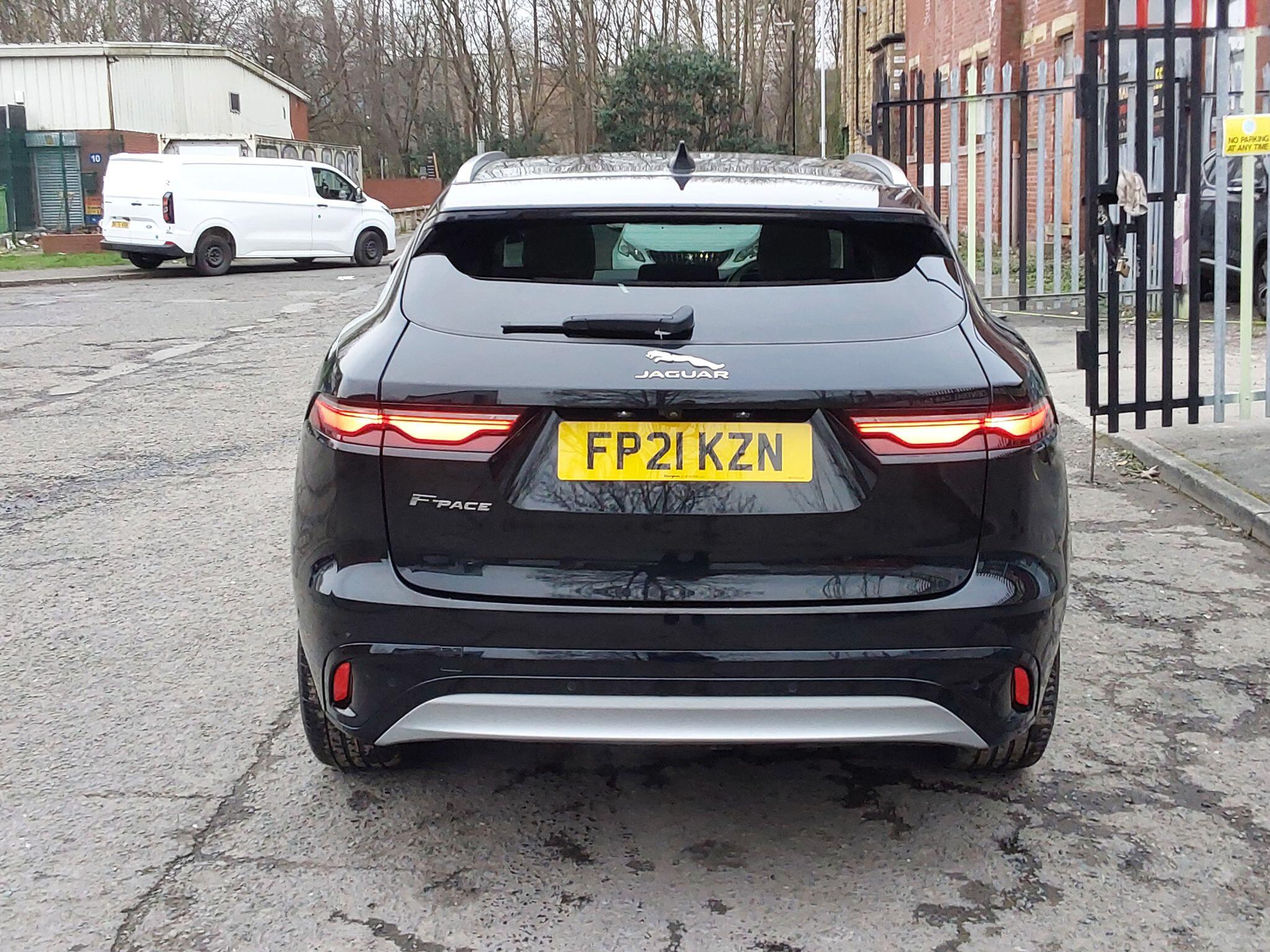 Jaguar F-Pace - Image 13