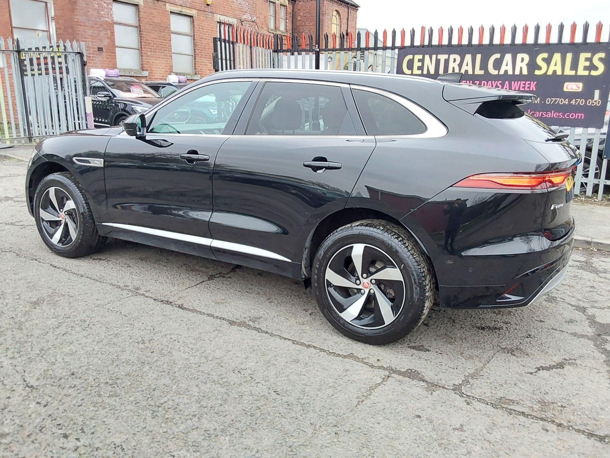 Jaguar F-Pace - Image 14