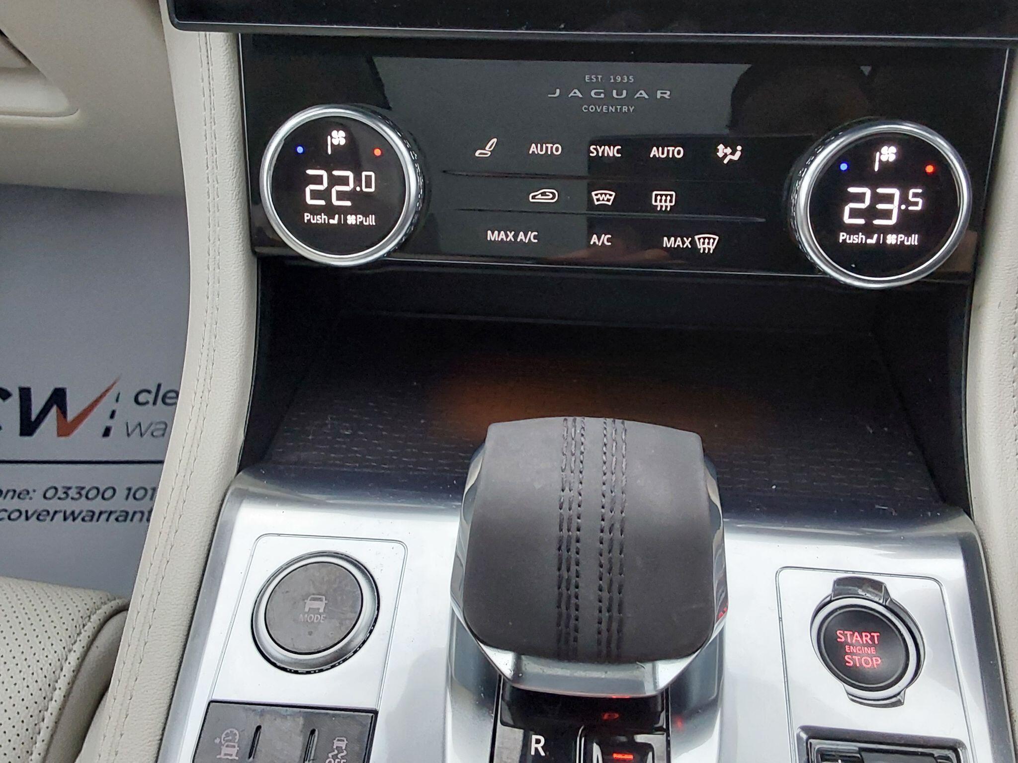 Jaguar F-Pace - Image 32