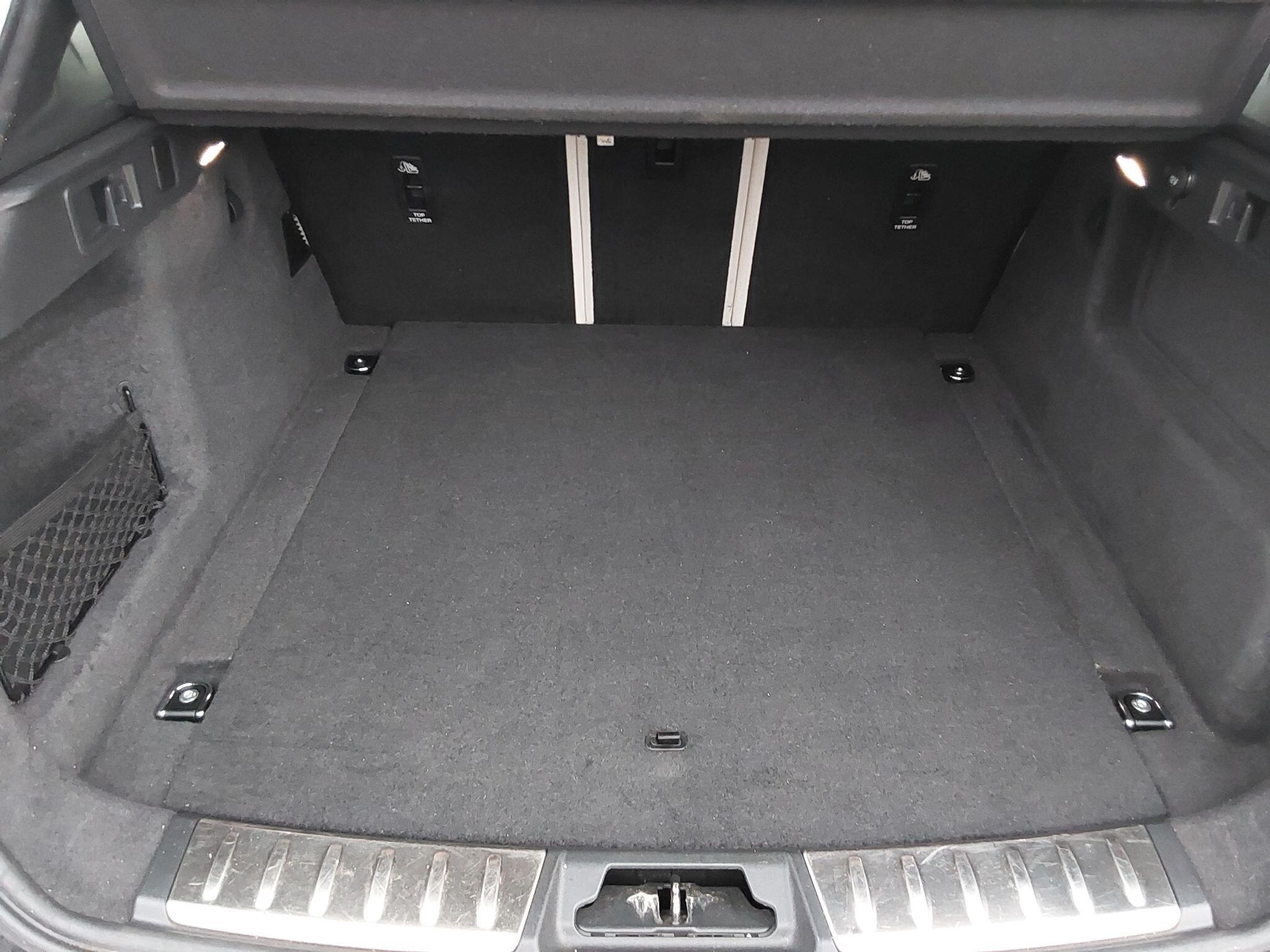 Jaguar F-Pace - Image 50