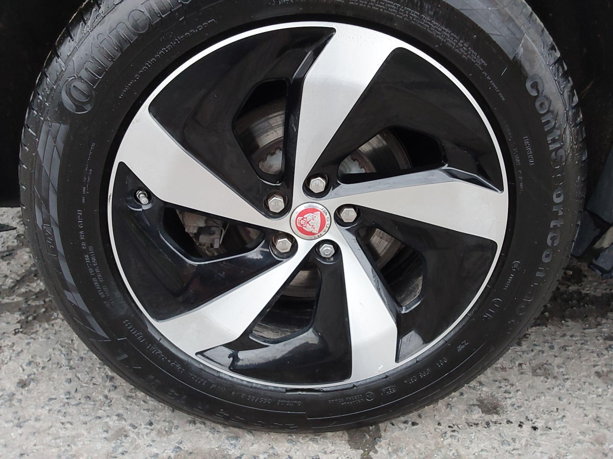 Jaguar F-Pace - Image 54