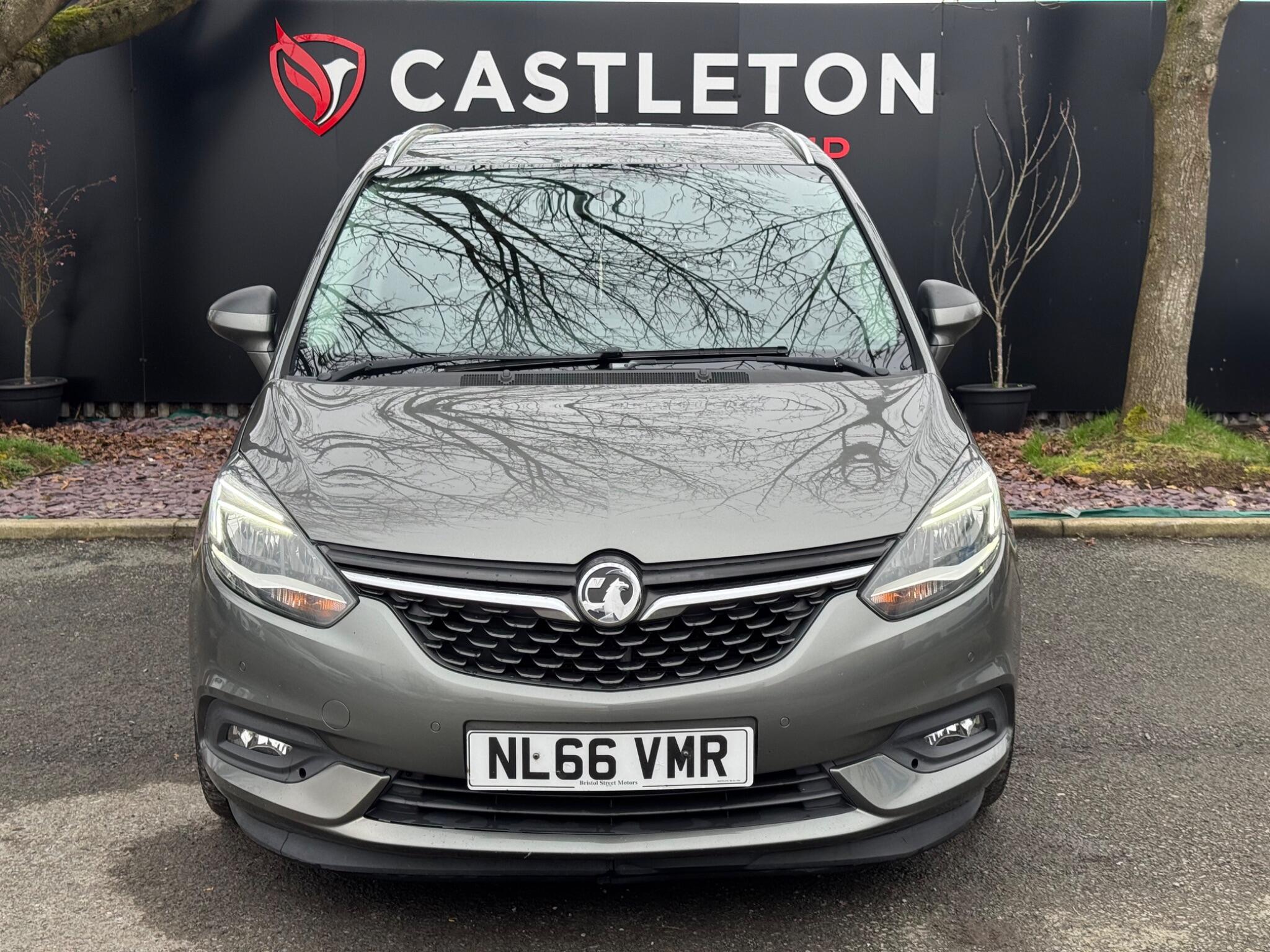 Vauxhall Zafira Tourer - Image 3