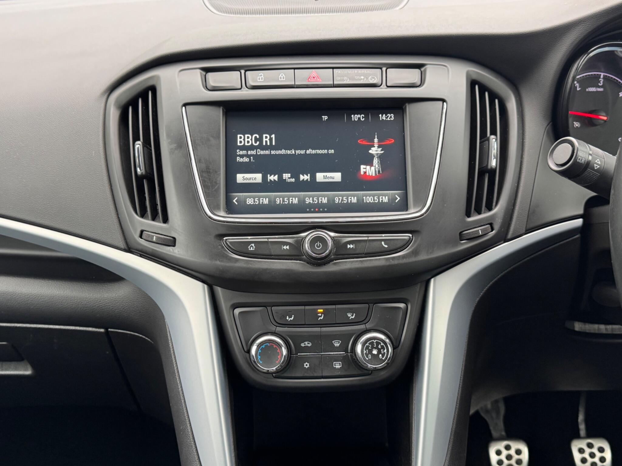 Vauxhall Zafira Tourer - Image 23