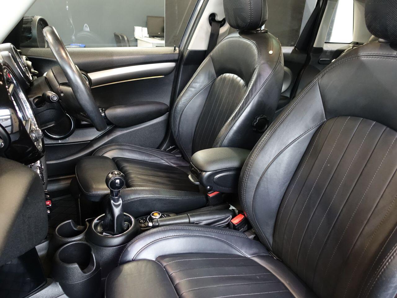 MINI Hatch - Image 18