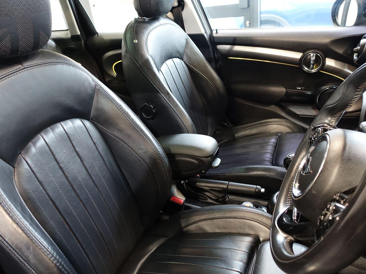 MINI Hatch - Image 19