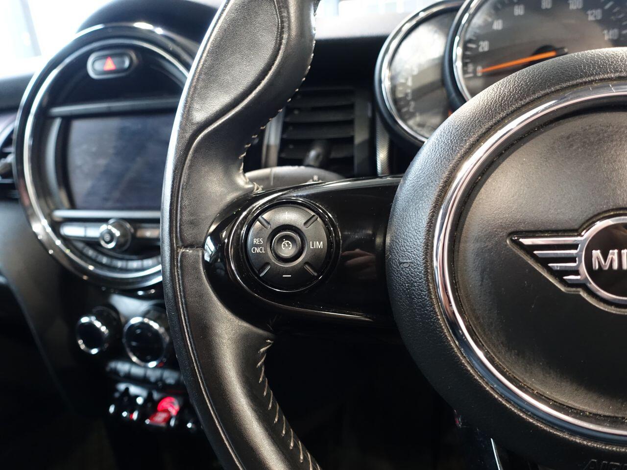 MINI Hatch - Image 25