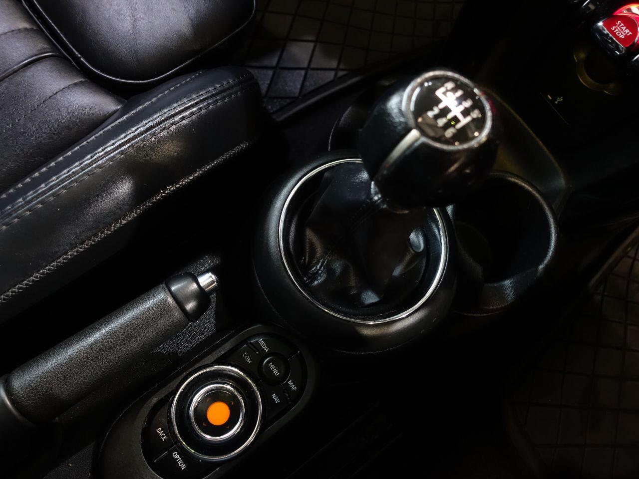 MINI Hatch - Image 30