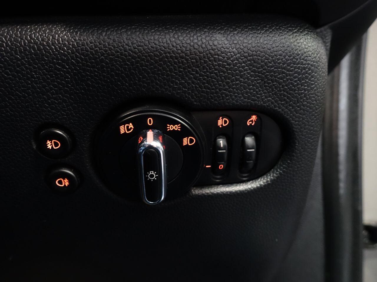 MINI Hatch - Image 31