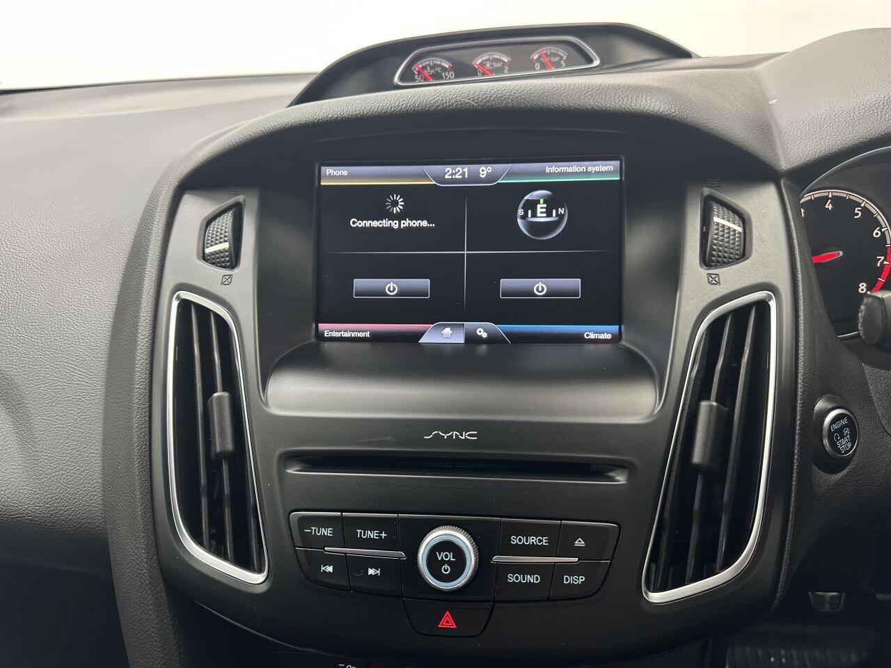 Ford Focus - Image 28