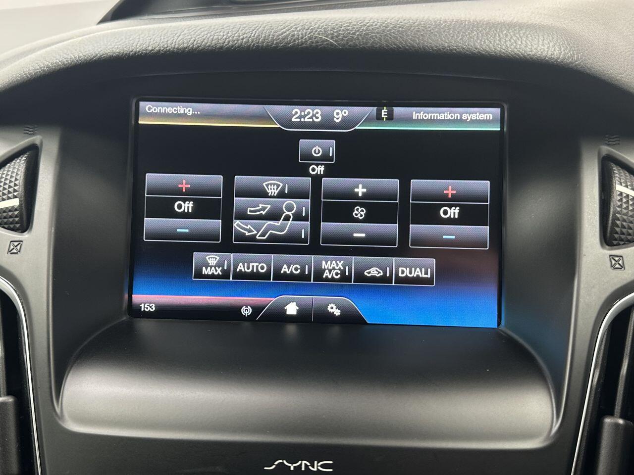 Ford Focus - Image 38