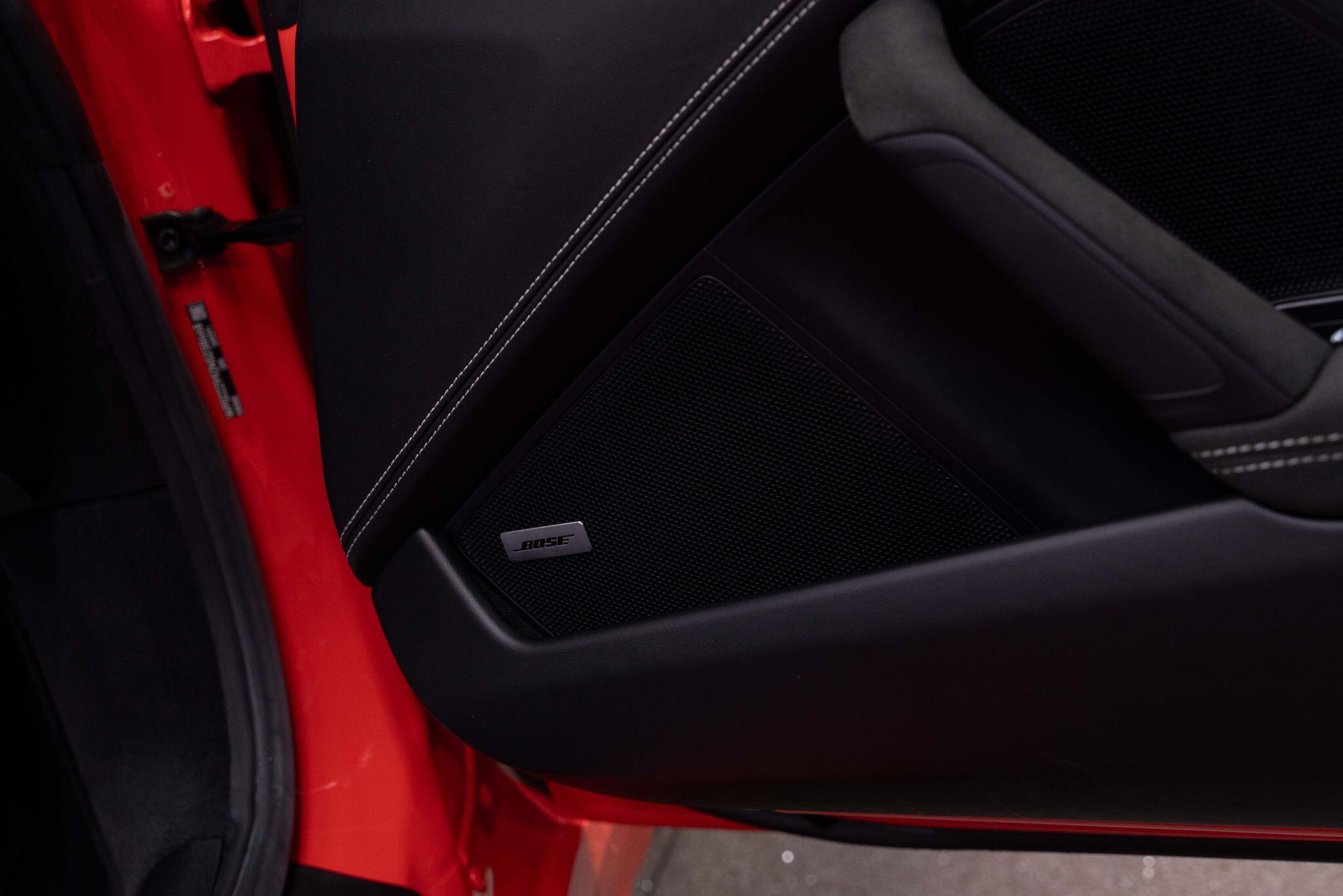 Porsche 911 - Image 18