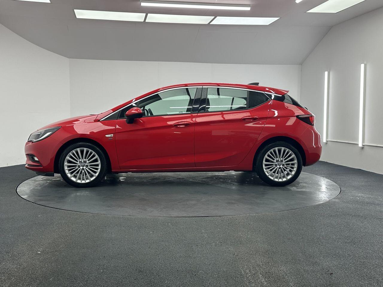 Vauxhall Astra - Image 9