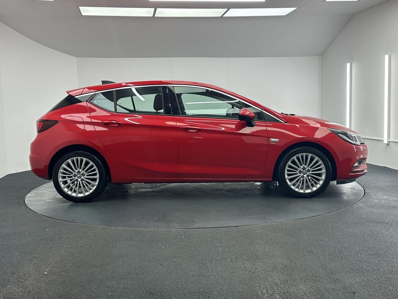 Vauxhall Astra - Image 15