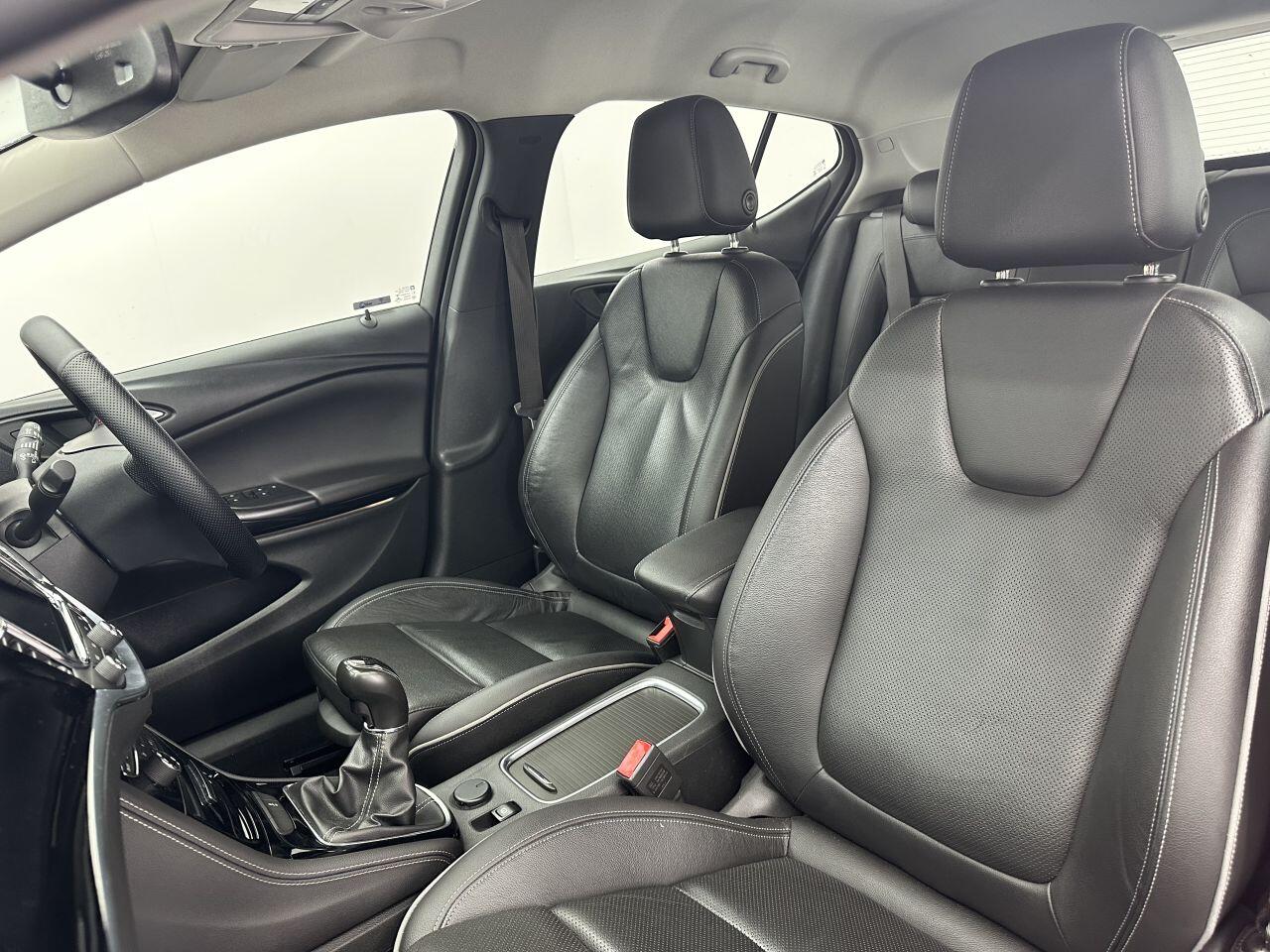 Vauxhall Astra - Image 16