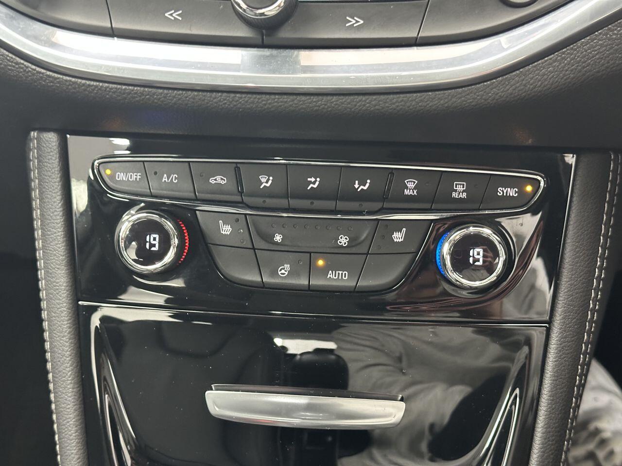 Vauxhall Astra - Image 23