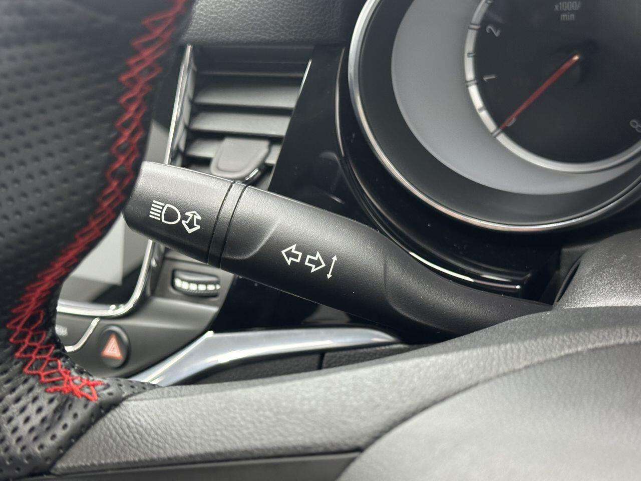 Vauxhall Astra - Image 29