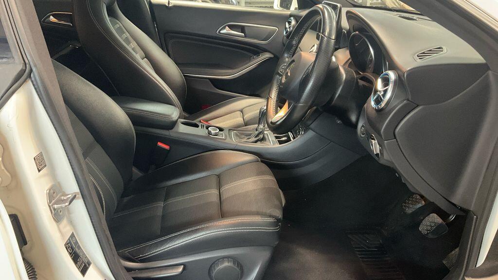 Mercedes-benz CLA - Image 3