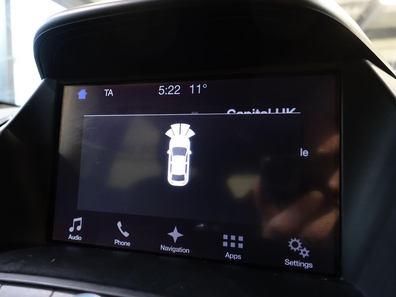 Ford Kuga - Image 32