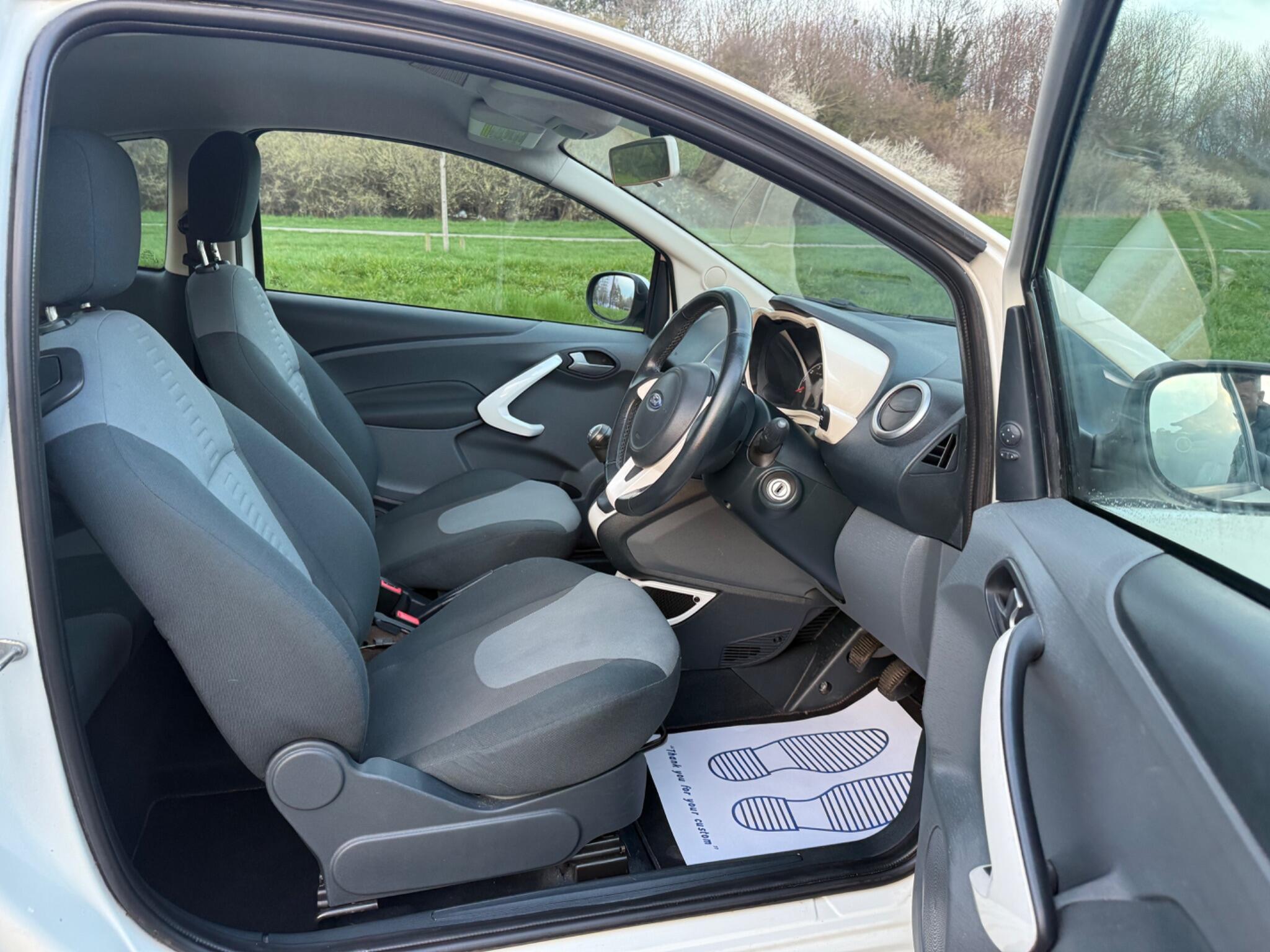 Ford KA - Image 13