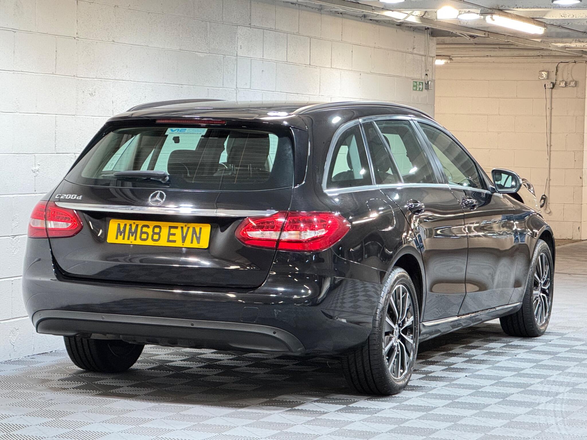 Mercedes C Class - Image 4