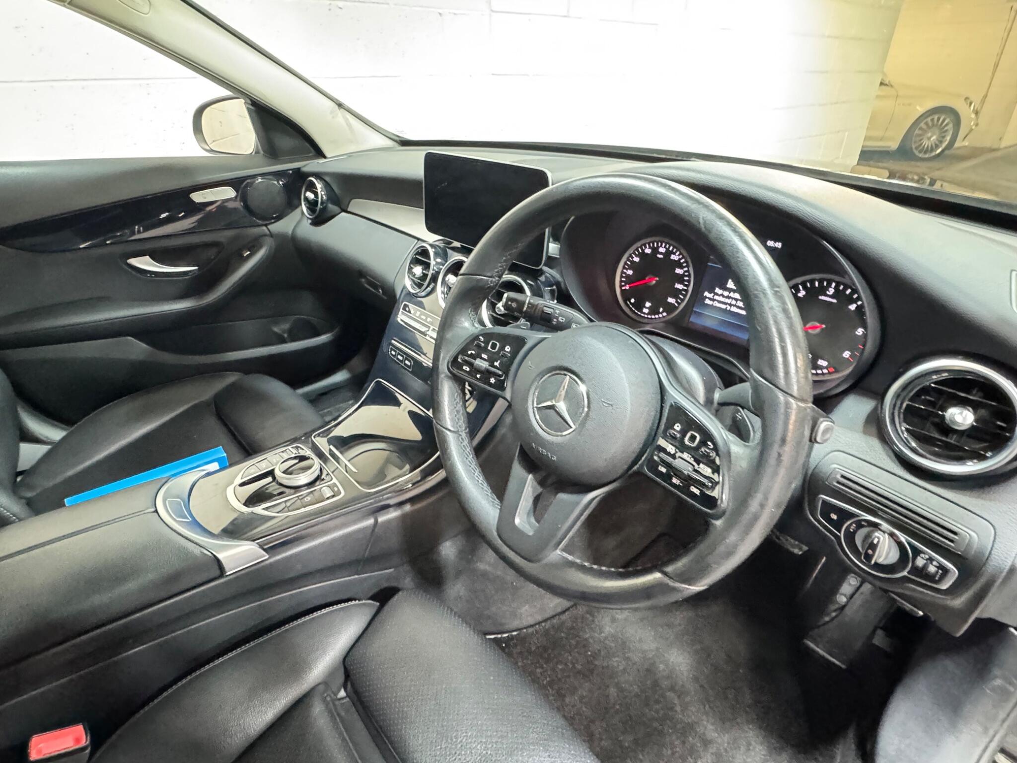 Mercedes C Class - Image 9