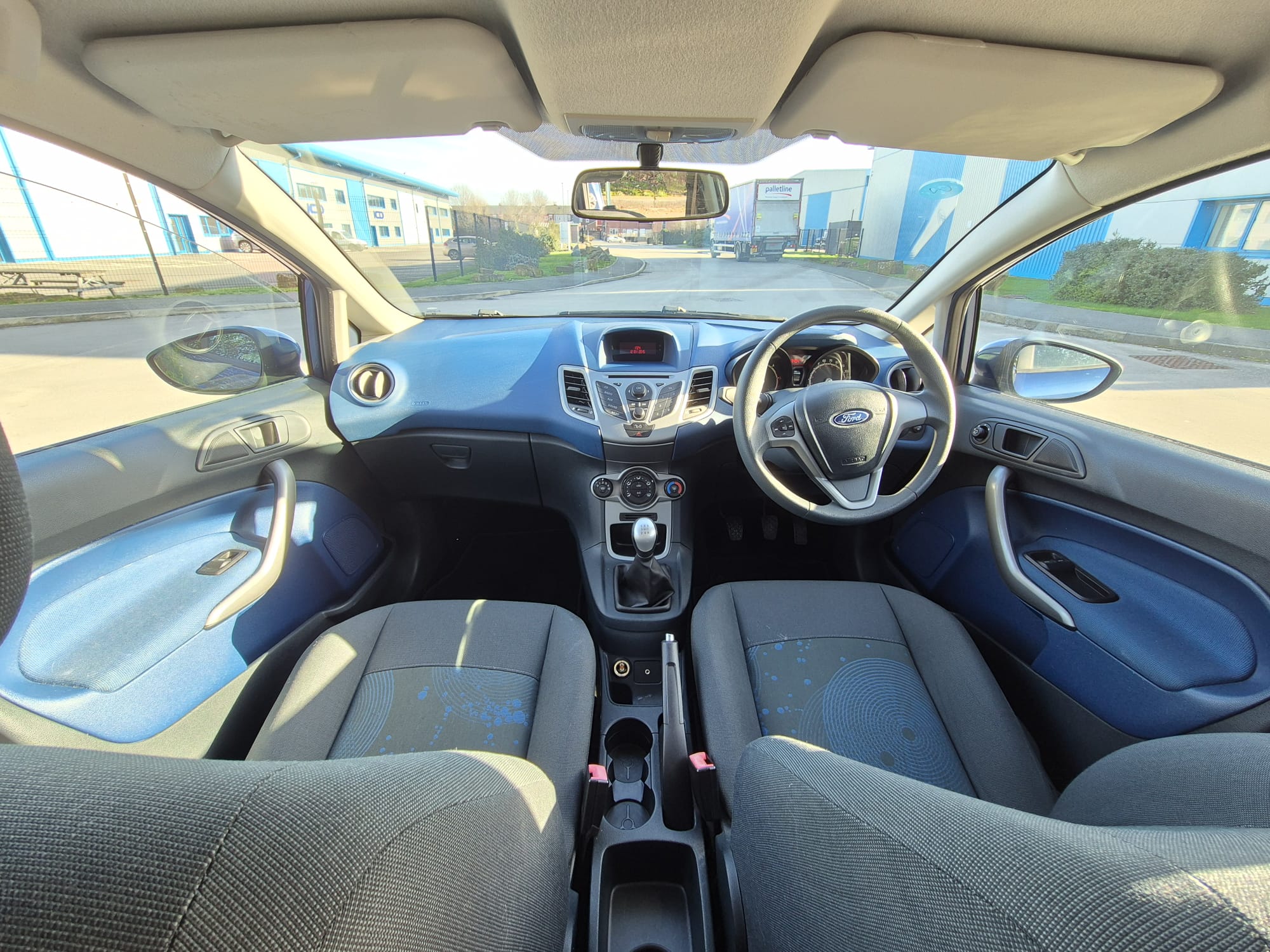 Ford Fiesta - Image 19