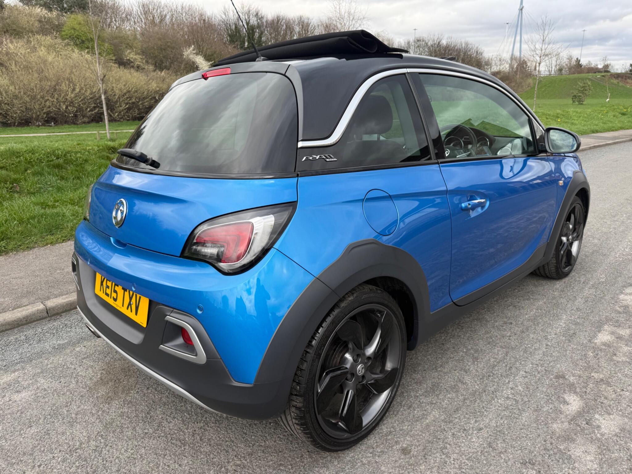 Vauxhall ADAM - Image 11