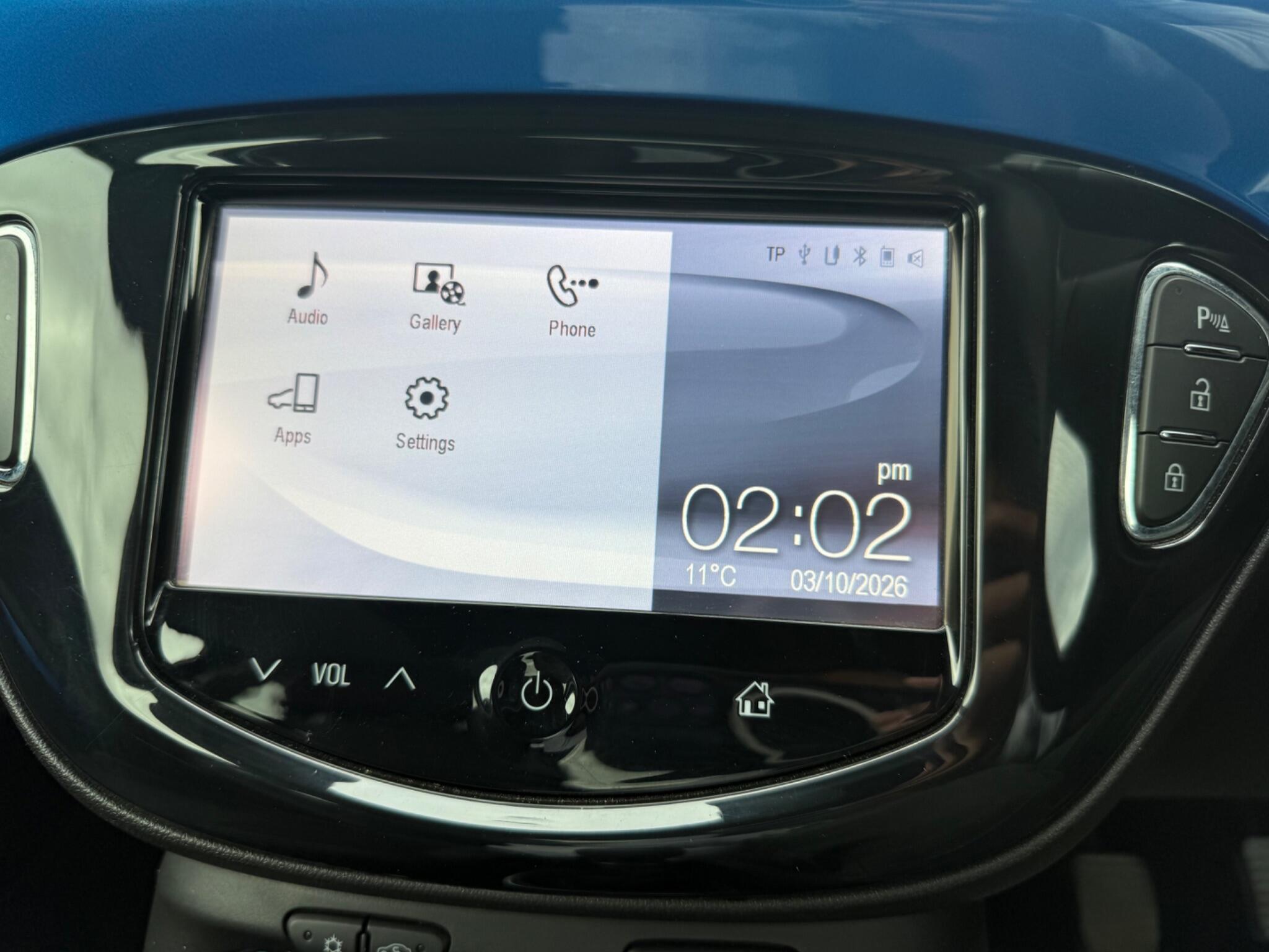 Vauxhall ADAM - Image 23