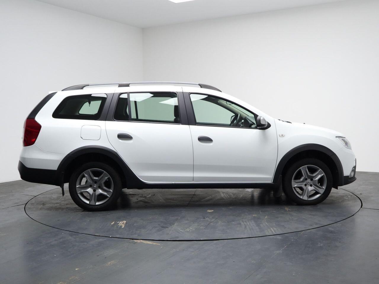 Dacia Logan MCV Stepway - Image 11