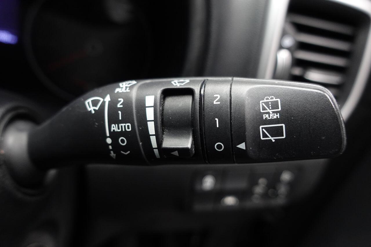 Kia Sportage - Image 11