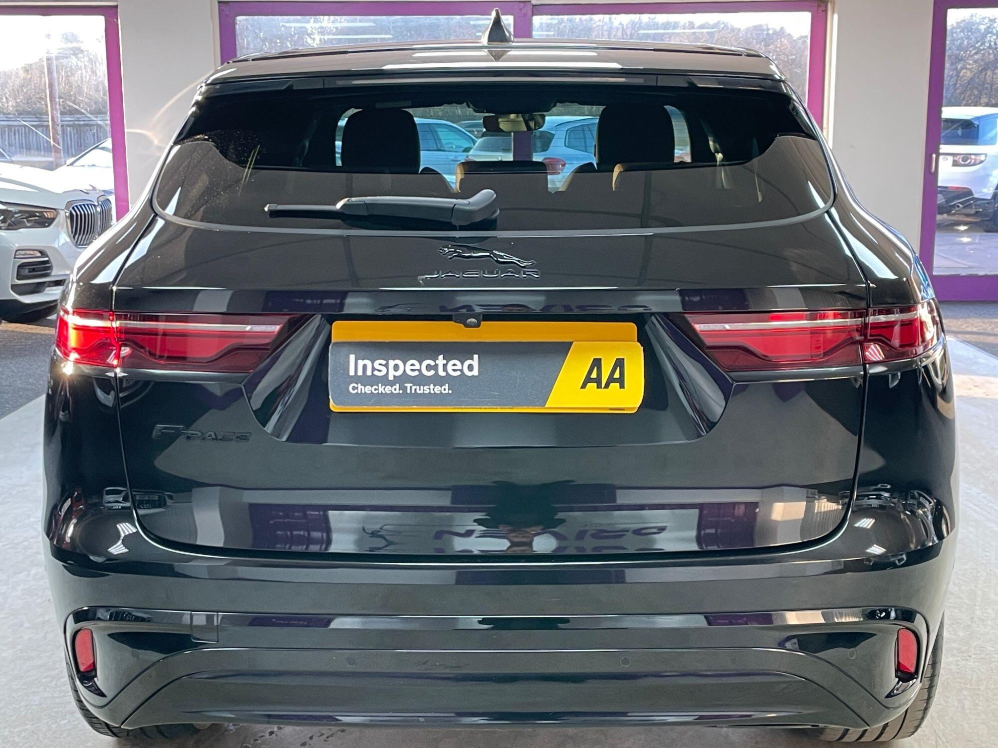 Jaguar F-Pace - Image 10