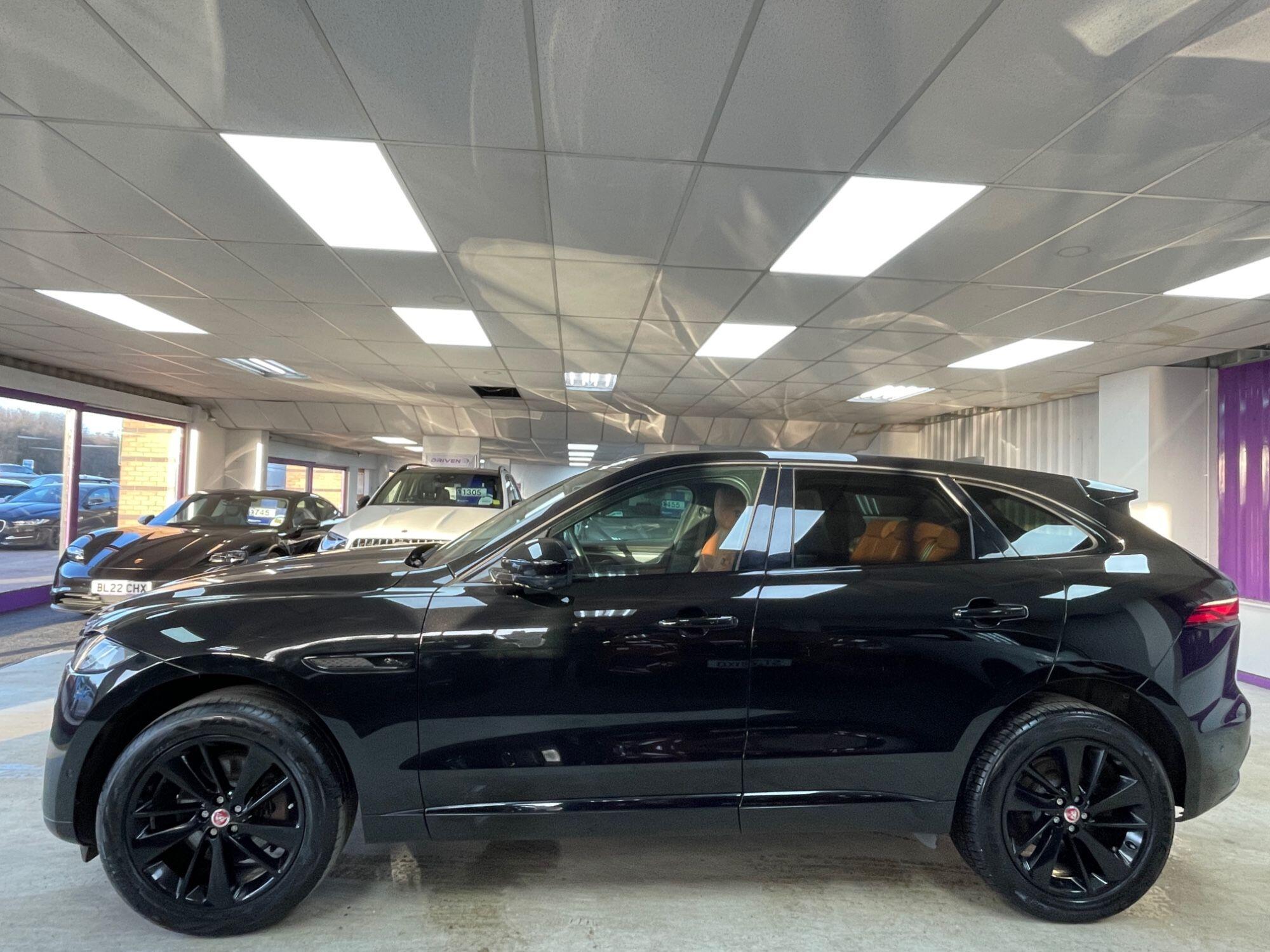 Jaguar F-Pace - Image 13