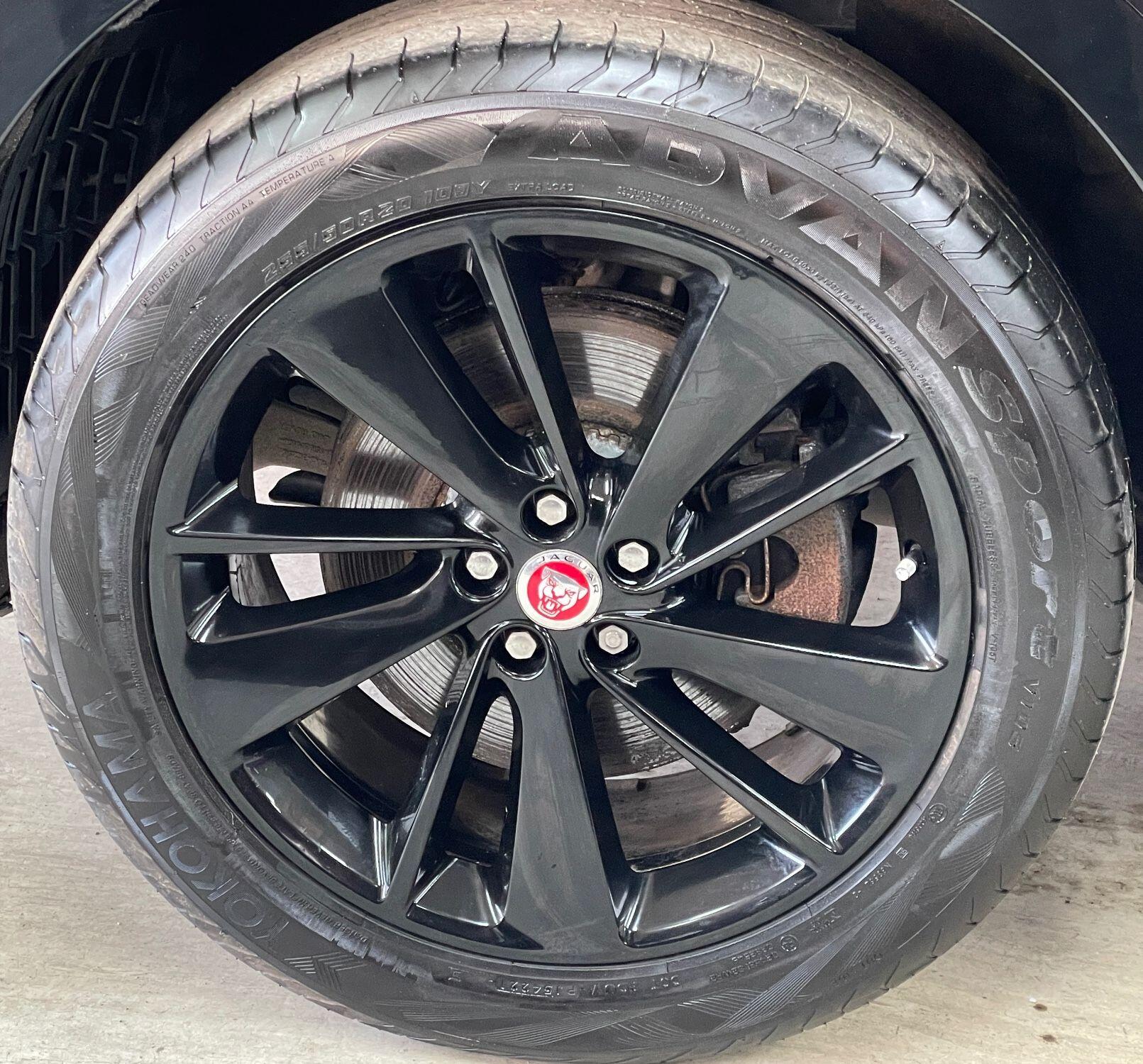 Jaguar F-Pace - Image 15