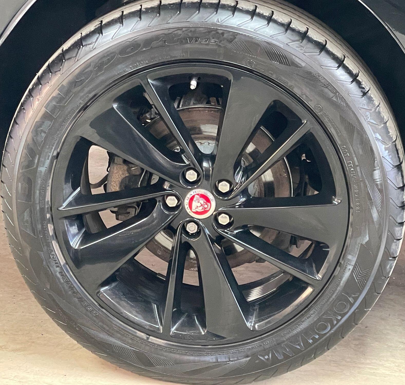 Jaguar F-Pace - Image 17