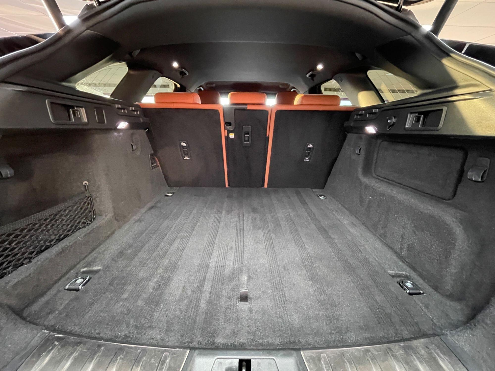 Jaguar F-Pace - Image 18