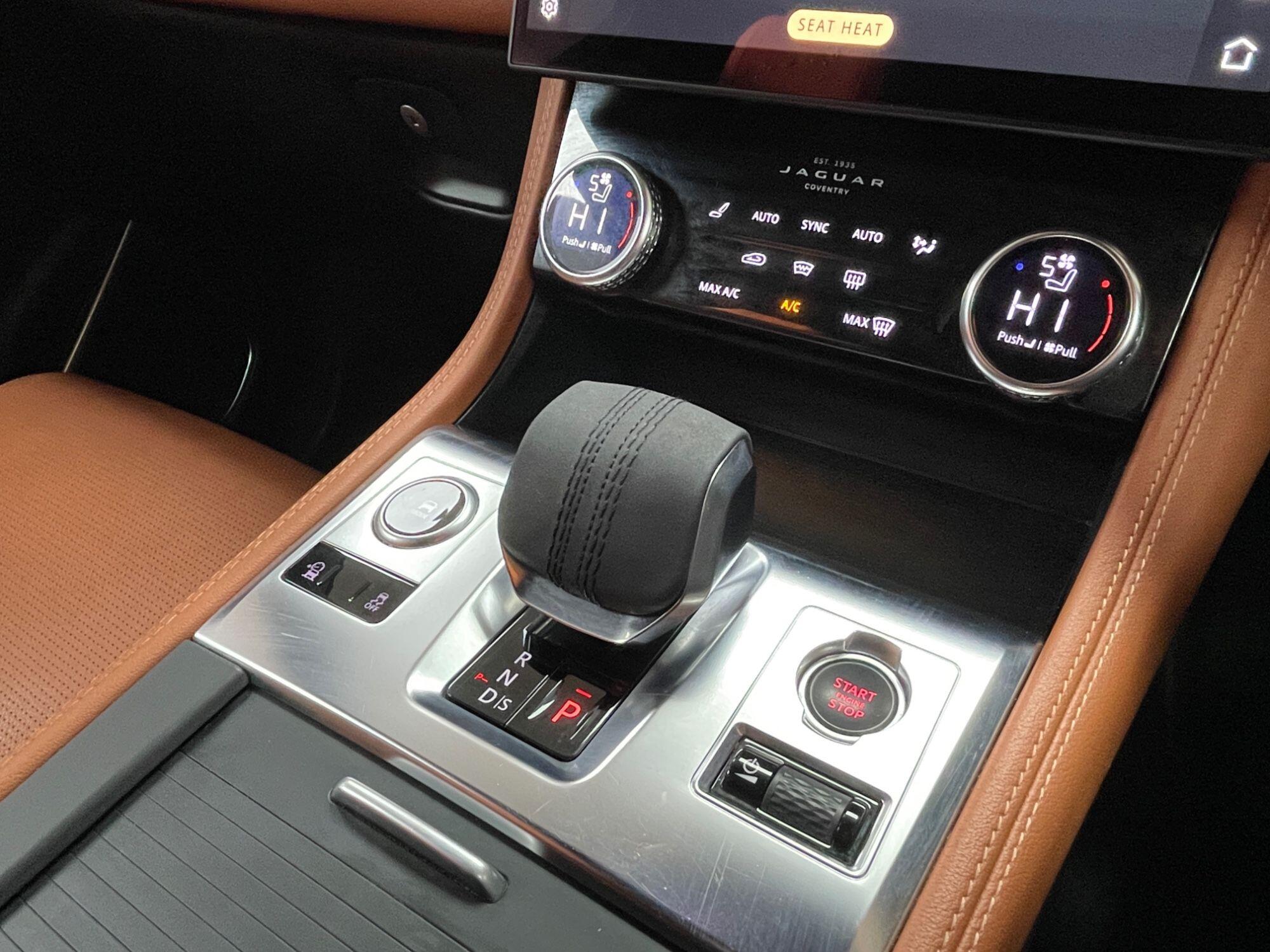 Jaguar F-Pace - Image 48