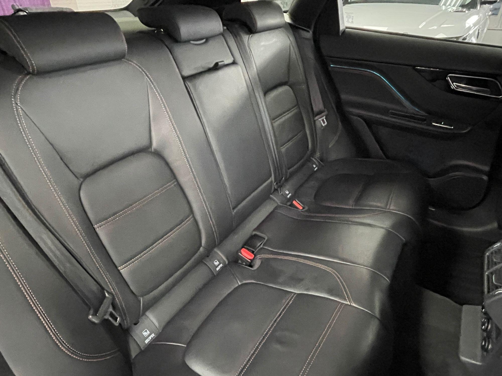 Jaguar F-Pace - Image 27
