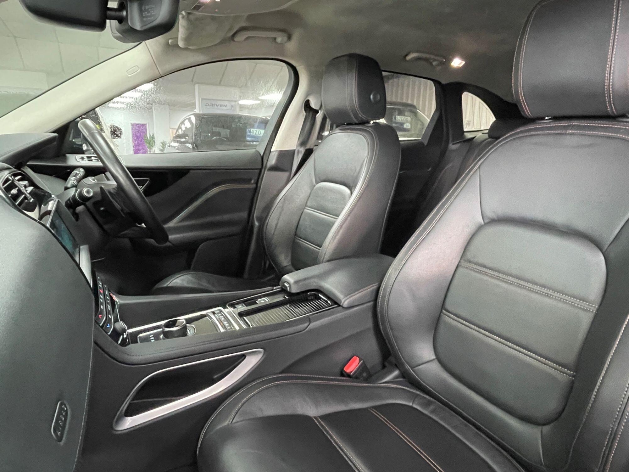 Jaguar F-Pace - Image 34