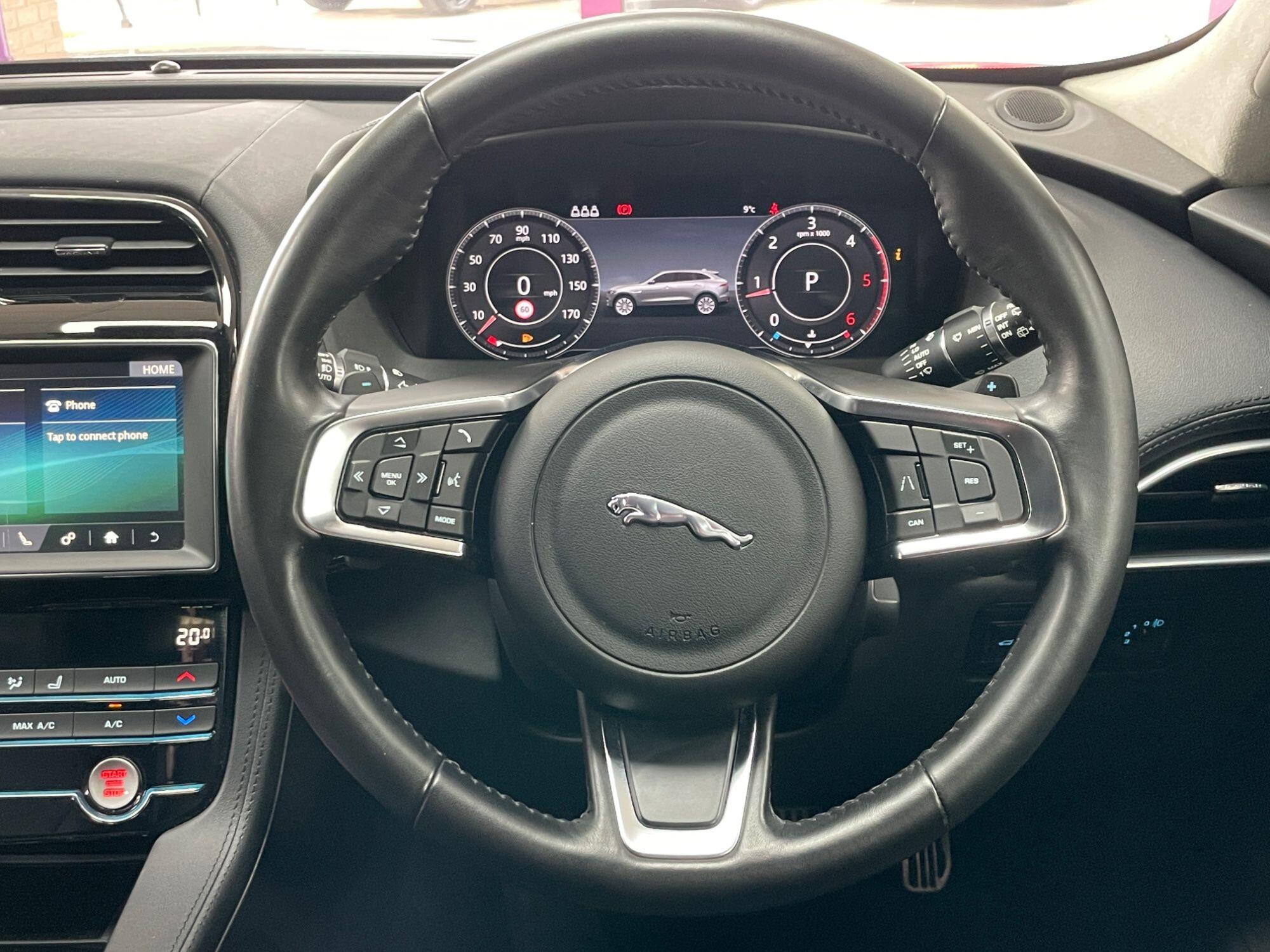 Jaguar F-Pace - Image 35